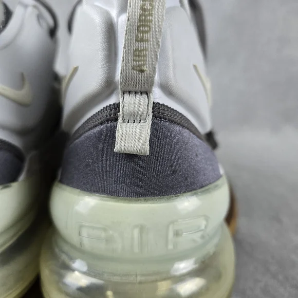 Nike Air Force 270 Wolf Grey White Shoes Sneakers Men's Size 11.5